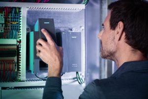 Neue版本des webbasierten Leitsystems Simatic PCS neo verfügbar