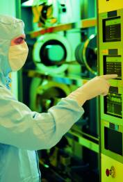 格兰富在丹麦引进微芯片工业生产