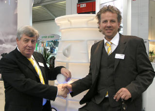 荣格·彭彭(Jung Pumpen):《Generationswechsel in Marketing》