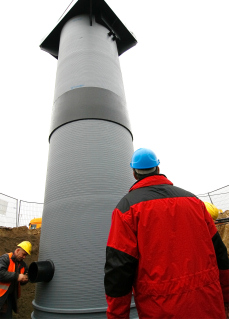 Jung Pumpen: Pumpwerk zur Schmutzwasserentsorgung f<e:1> r den neuen Berliner Flughafen BBI