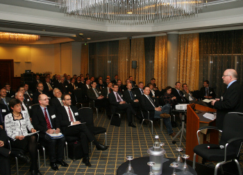 Wilo: Podiumsdiskussion im Rahmen des OEM-Forums 2011