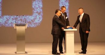 新的匈牙利工厂添加到调色板