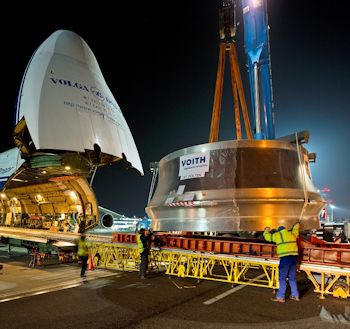 Voith transportiert in 73 Tonnen-Laufrad mit einem Flugzeug zum Wasserkraftwerk Bratsk在西伯利亚