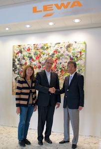 Lewa获得成功的销售代表