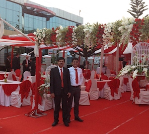 Oerlikon Leybold真空feiert zehnjähriges印度Bestehen