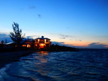 富兰克林电气宣布与星岛合作