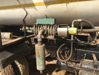 聚合物叶片在真空旋转泵中的寿命是其3倍