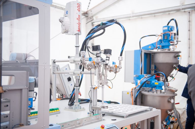 Fichter Maschinen zählt auf ViscoTec Dosiertechnik