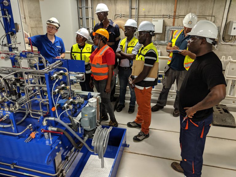 Liberianischer Kraftwerksbetreiber setzt erneut auf das Trainingsangebot der Voith HydroSchool