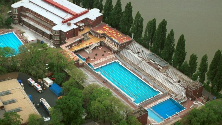 布达佩斯国家游泳馆获得Xylem公司的紧急泵送解决方案