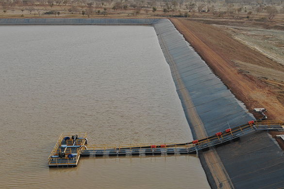 Dynapumps供应一个蓄水大坝抽水机浮筒p package to a major high-grade underground and open-pit operation
