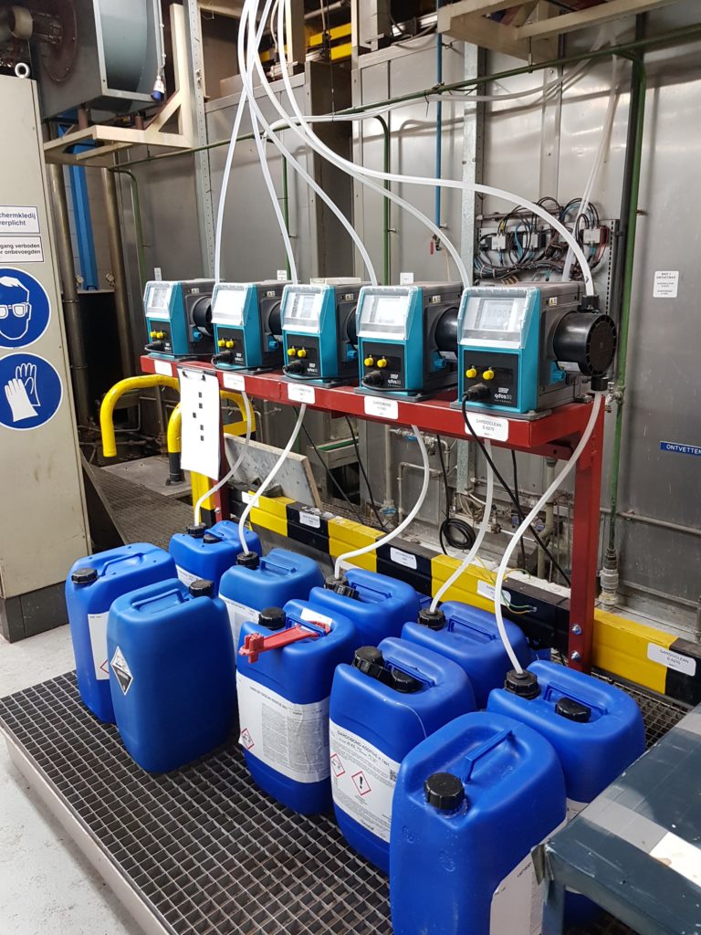Qdos泵取代隔膜泵在油漆车间化学计量应用