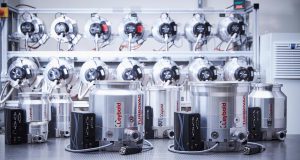 莱宝的两种新型涡轮分子泵用于研发和工业应用