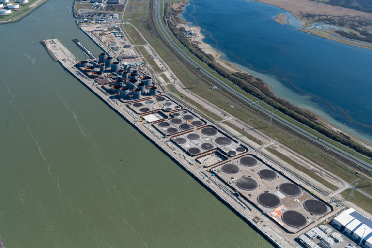 AUMA赢得大型油库订单