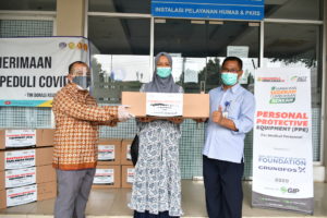 La Fondation Grundfos fait don de fonds à Aksi Cepat Tanggap pour保险商La sécurité des agents de santé indonésiens