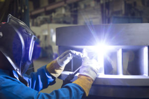在化工厂通过改造项目安装现代材料和设计升级