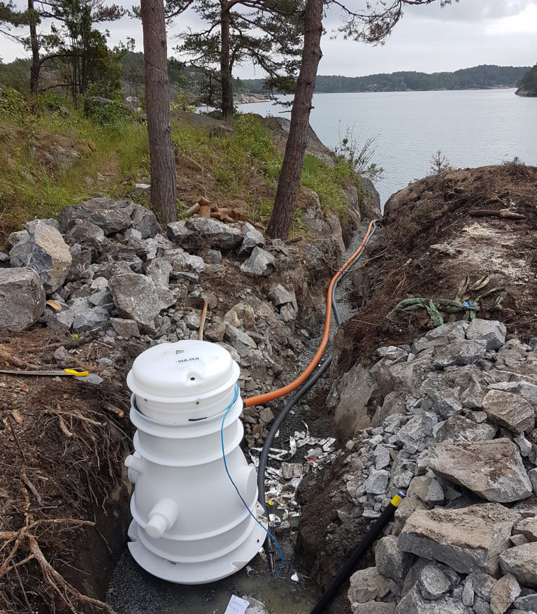 Unter Druck stehende Abwasserpumpensysteme f<e:1> r abgelegene Ferienhäuser在挪威