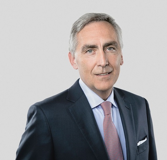 Sulzer董事会主席Peter Löscher不参加2022年的连任竞选