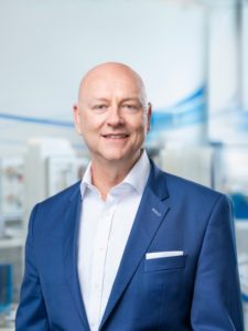 Torsten Wöhler erfolgreich als Vertriebsleiter bei SMC deutschet