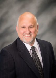 Bill Decker负责燃料技术水处理技术