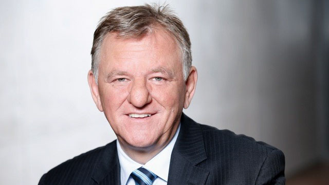 Andreas Renschler成功de à Jörg Kampmeyer au conseil de surveillance de GEA Group AG